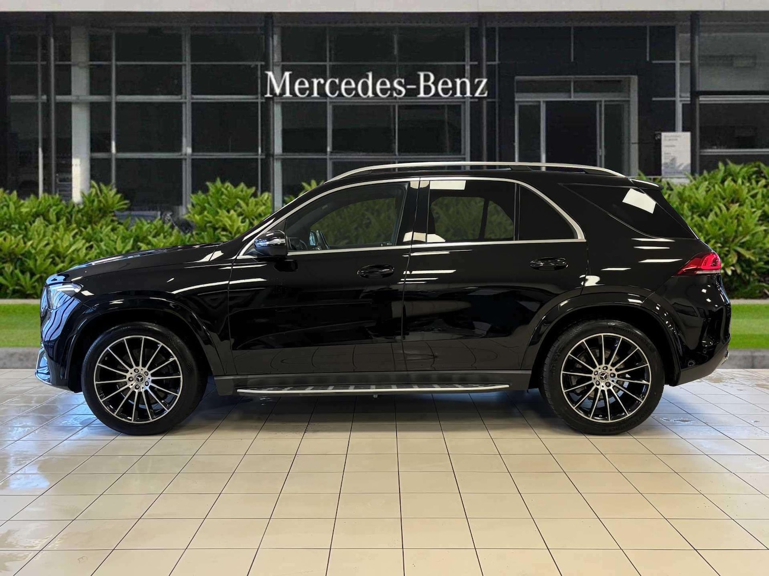 Used Mercedes-Benz GLE 2023 for sale - 77726821: Photo 3