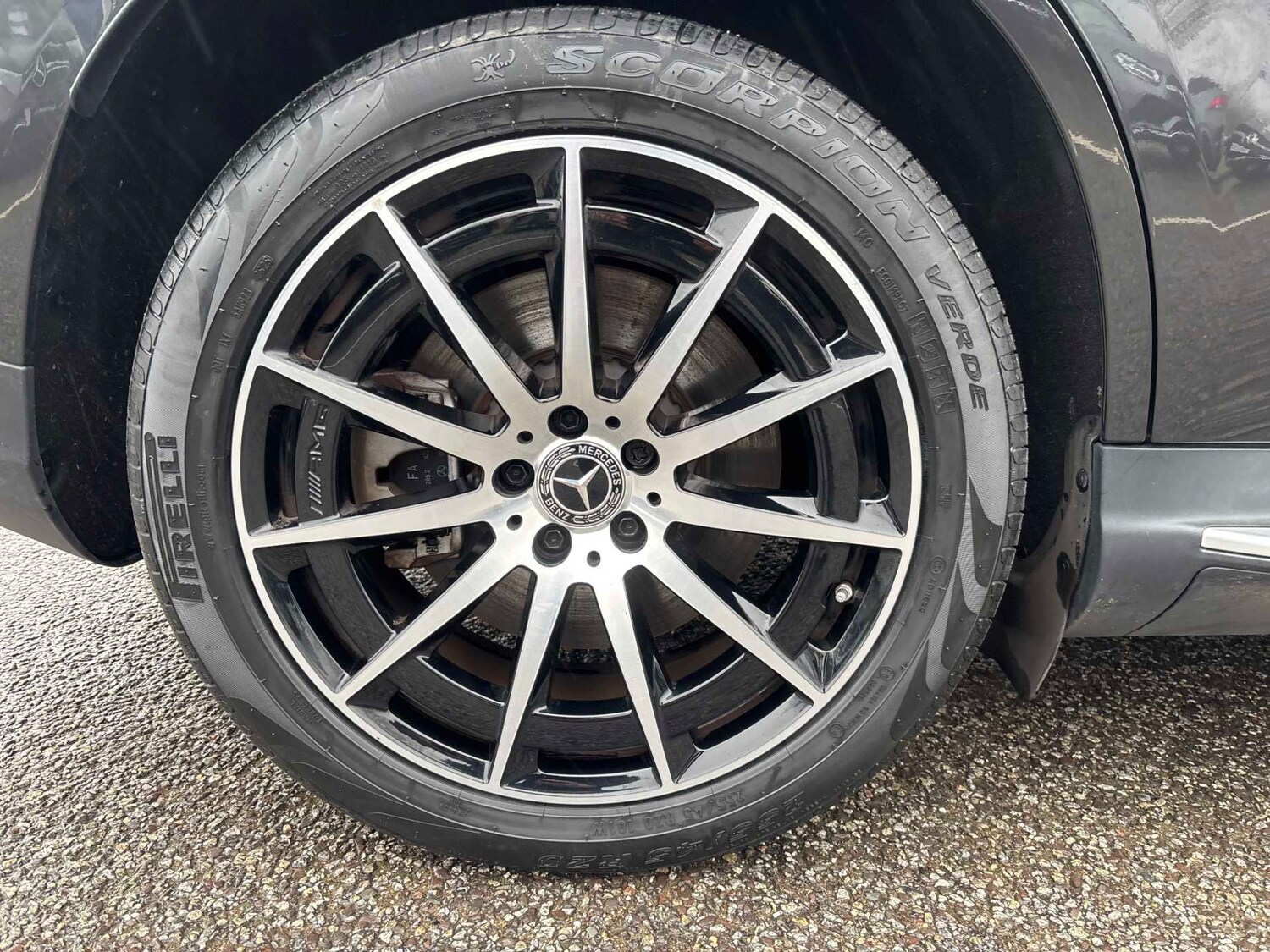 Used Mercedes-Benz EQC 2023 for sale - 77308437: Photo 11