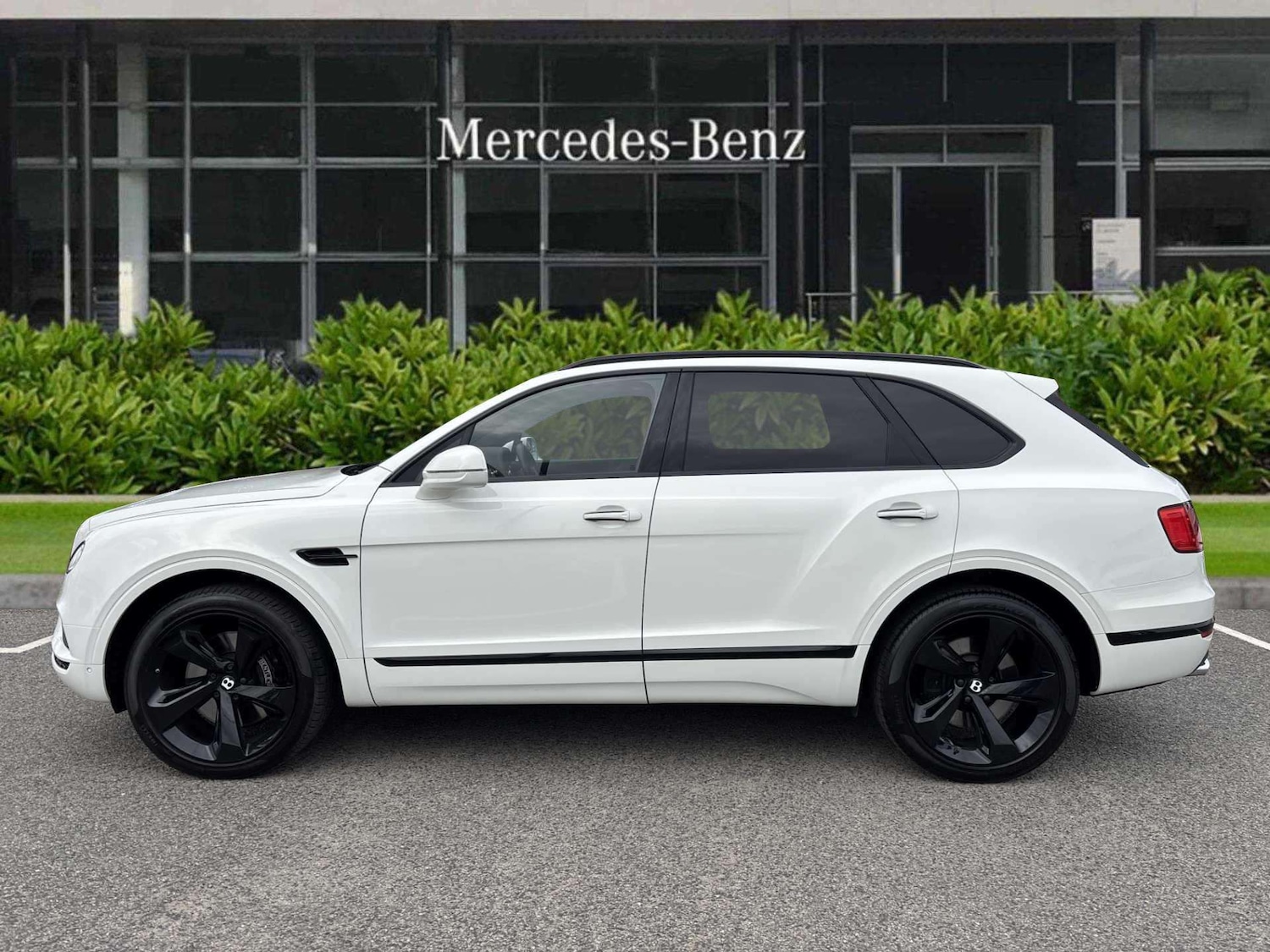 Used Bentley Bentayga 2018 for sale - 76170154: Photo 3