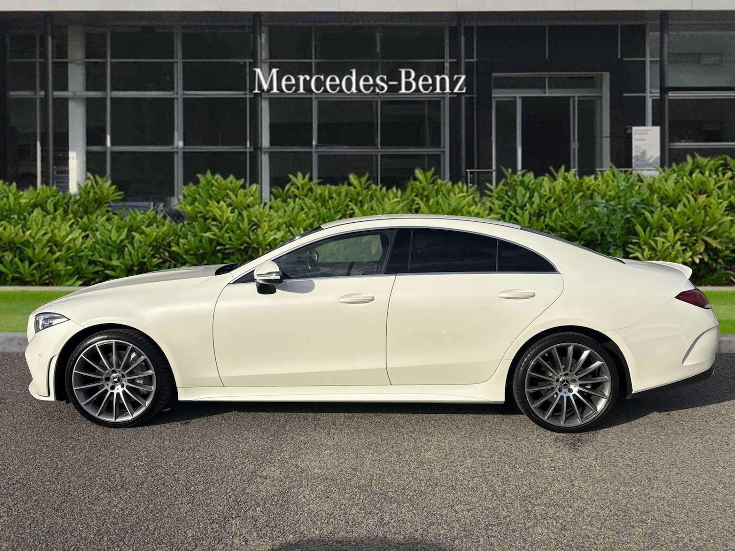 Used Mercedes-Benz CLS 2019 for sale - 76390647: Photo 3