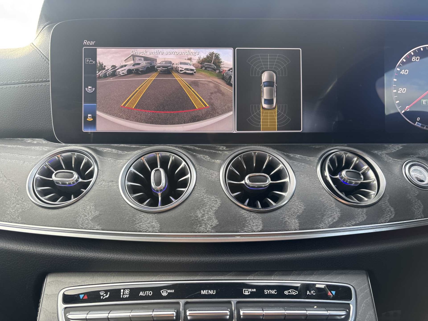 Used Mercedes-Benz CLS 2019 for sale - 76390647: Photo 33