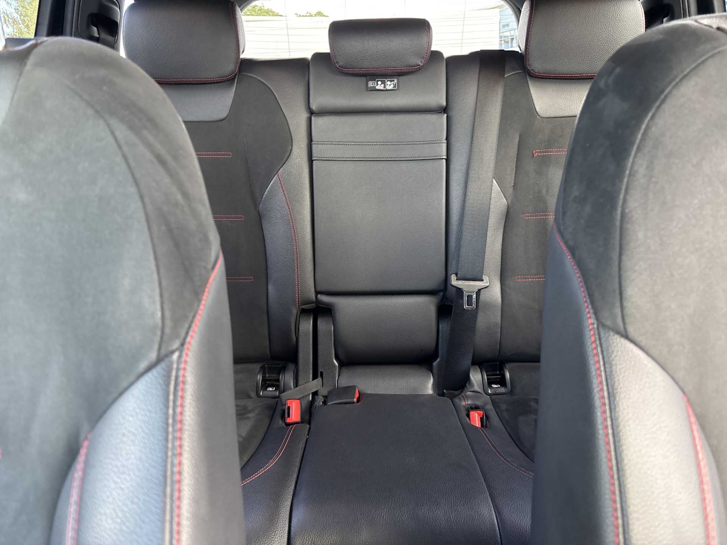 Used Mercedes-Benz GLB 2020 for sale - 75981265: Photo 17