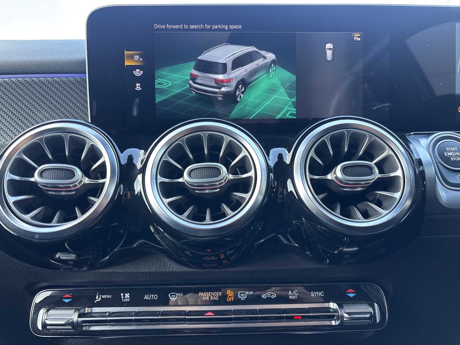 Used Mercedes-Benz GLB 2020 for sale - 75981265: Photo 35