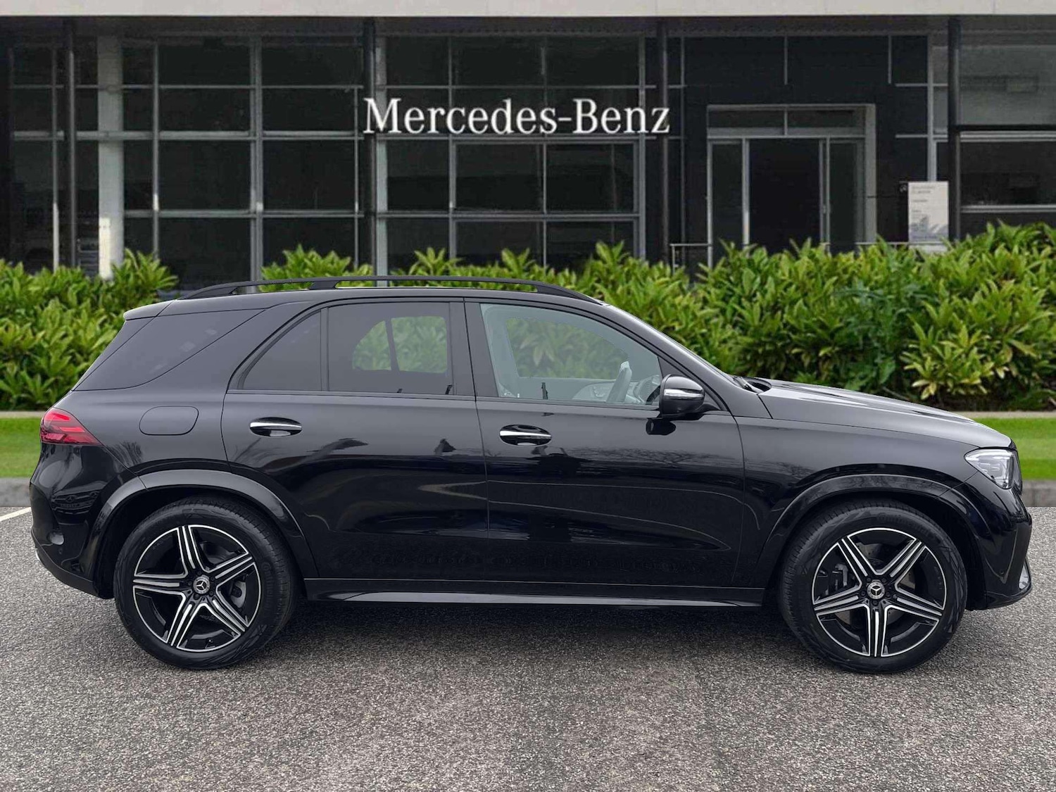 Used Mercedes-Benz GLE 2025 for sale - 77018851: Photo 5
