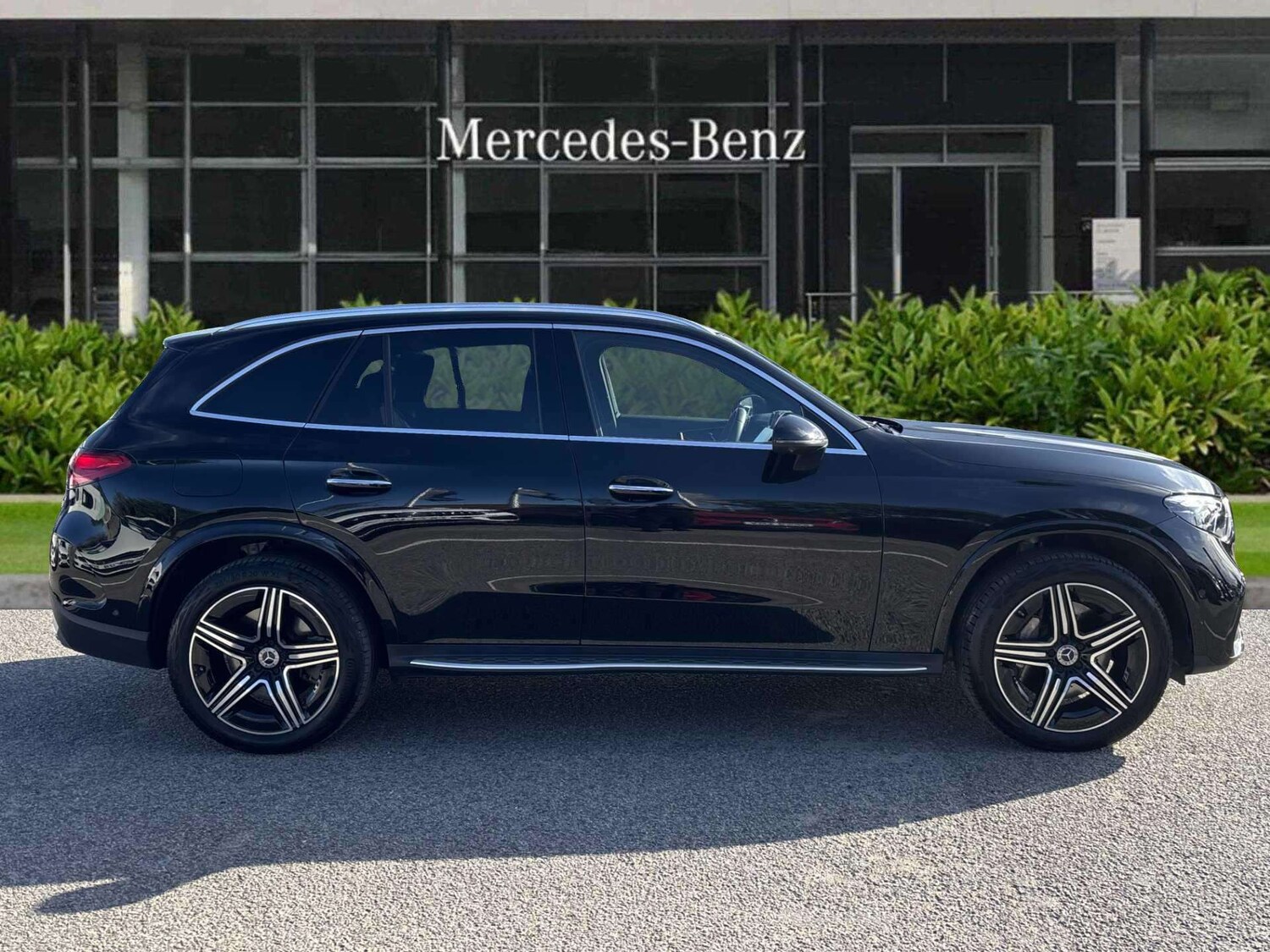 Used Mercedes-Benz GLC 2023 for sale - 75993829: Photo 5
