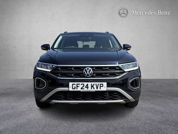 Used Volkswagen T-Roc 2024 for sale - 79172561: Photo