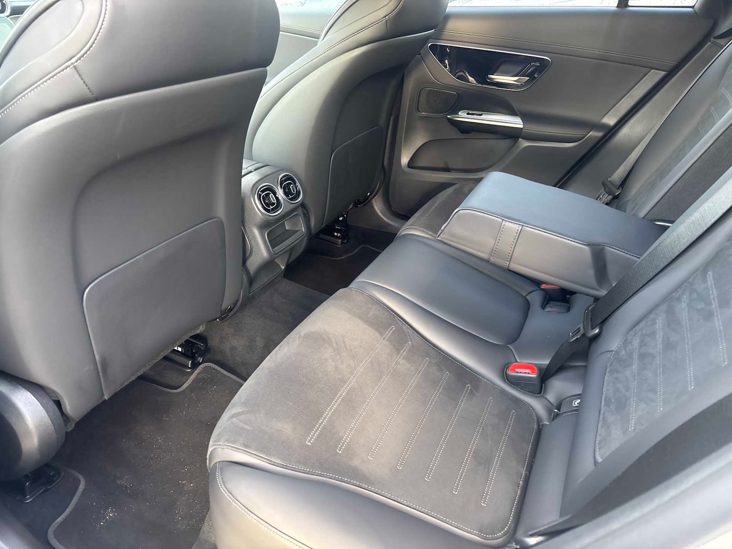 Used Mercedes-Benz GLC 2025 for sale - 77772156: Photo 21