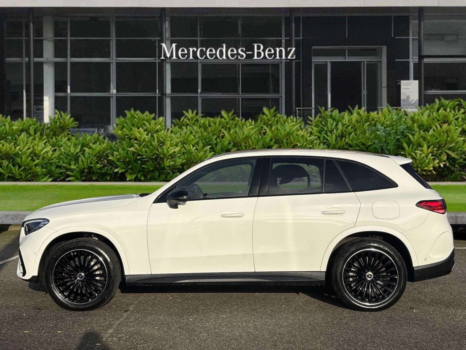 Used Mercedes-Benz GLC 2025 for sale - 77772156: Photo 3