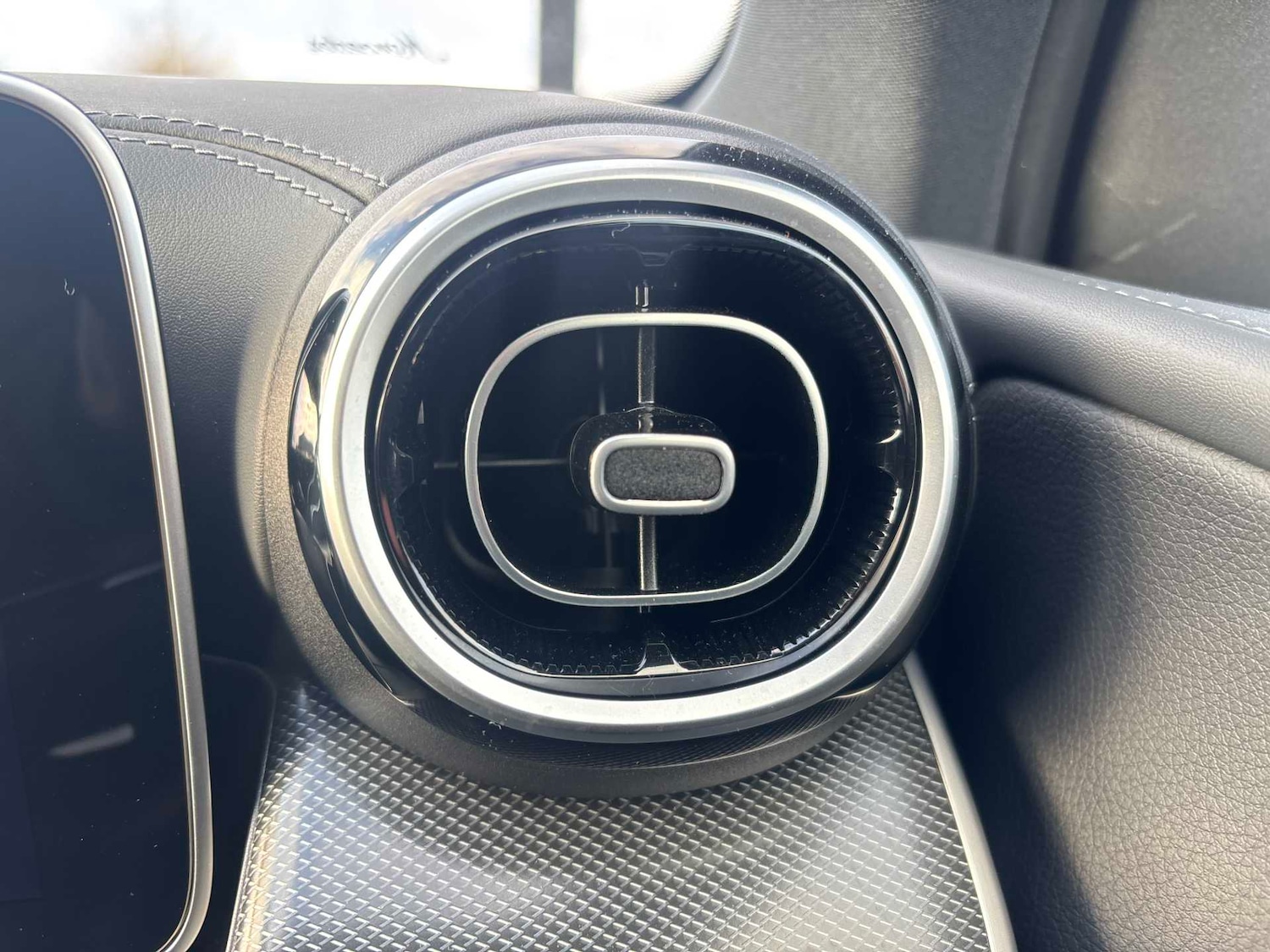 Used Mercedes-Benz GLC 2025 for sale - 77772156: Photo 30