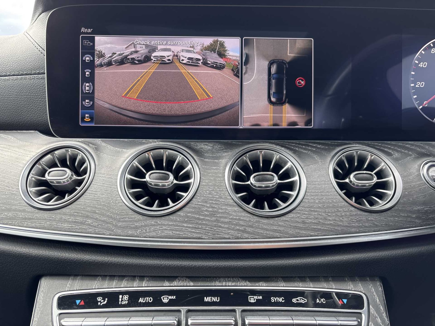 Used Mercedes-Benz CLS 2018 for sale - 75981244: Photo 35
