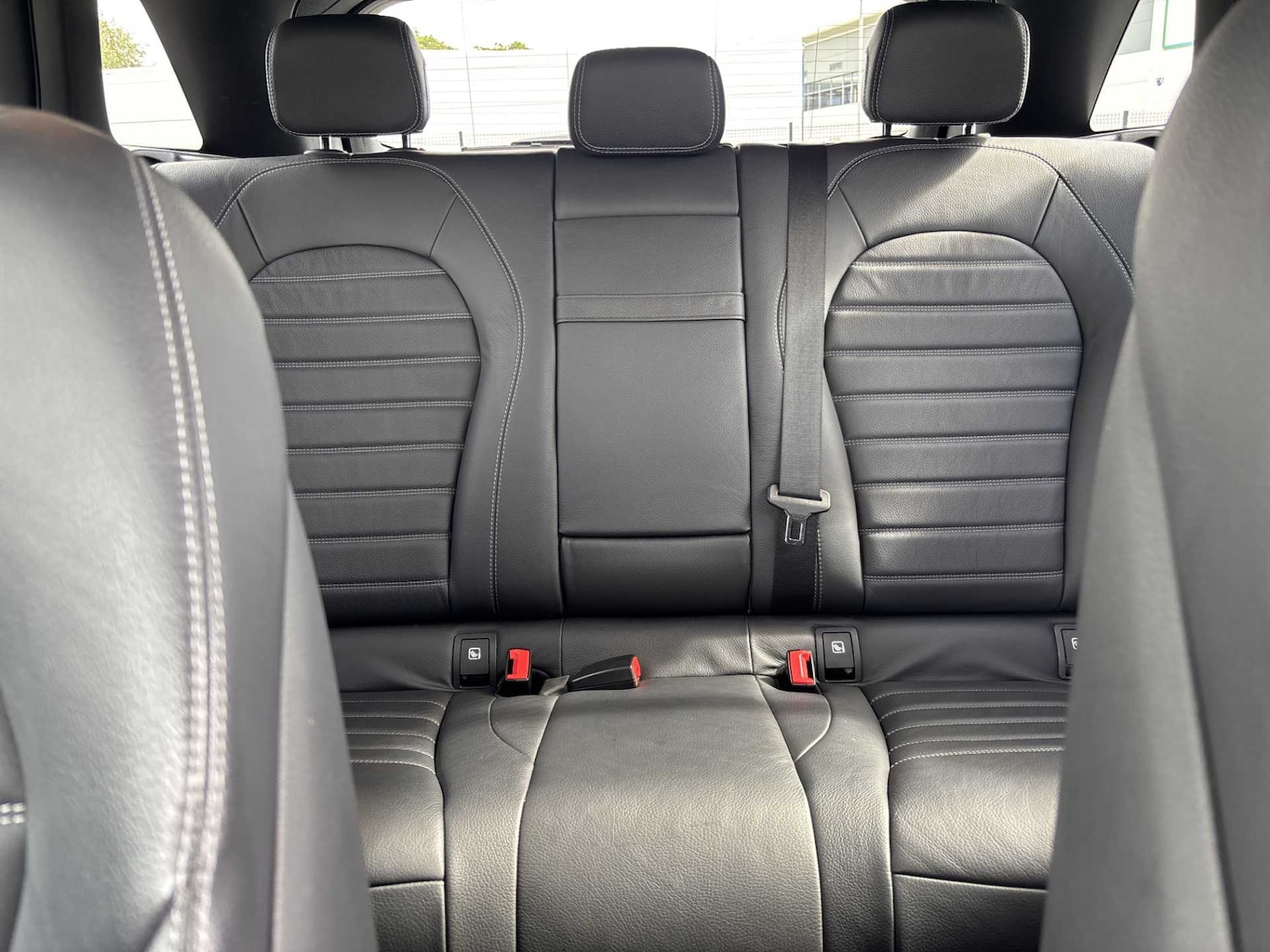 Used Mercedes-Benz GLC 2022 for sale - 76523972: Photo 17