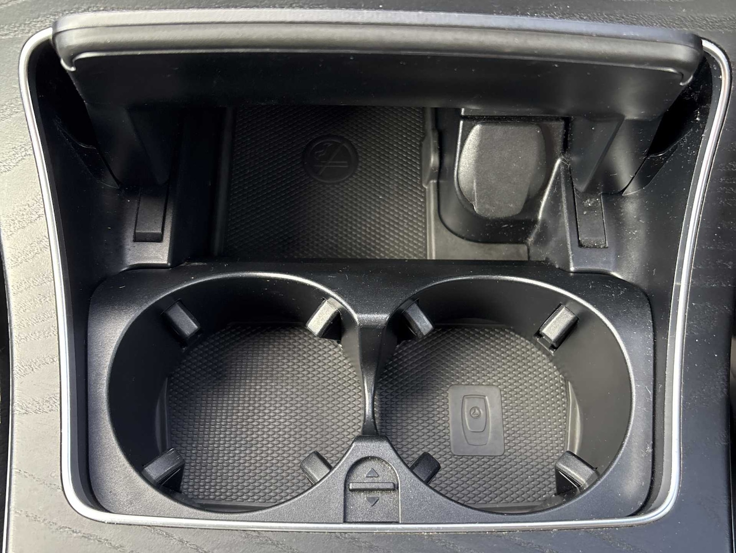 Used Mercedes-Benz GLC 2022 for sale - 76523972: Photo 32