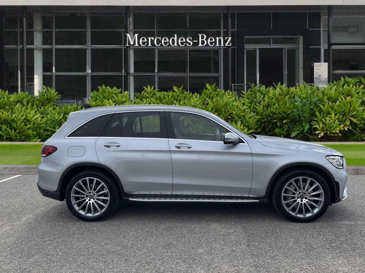 Used Mercedes-Benz GLC 2022 for sale - 76523972: Photo 5