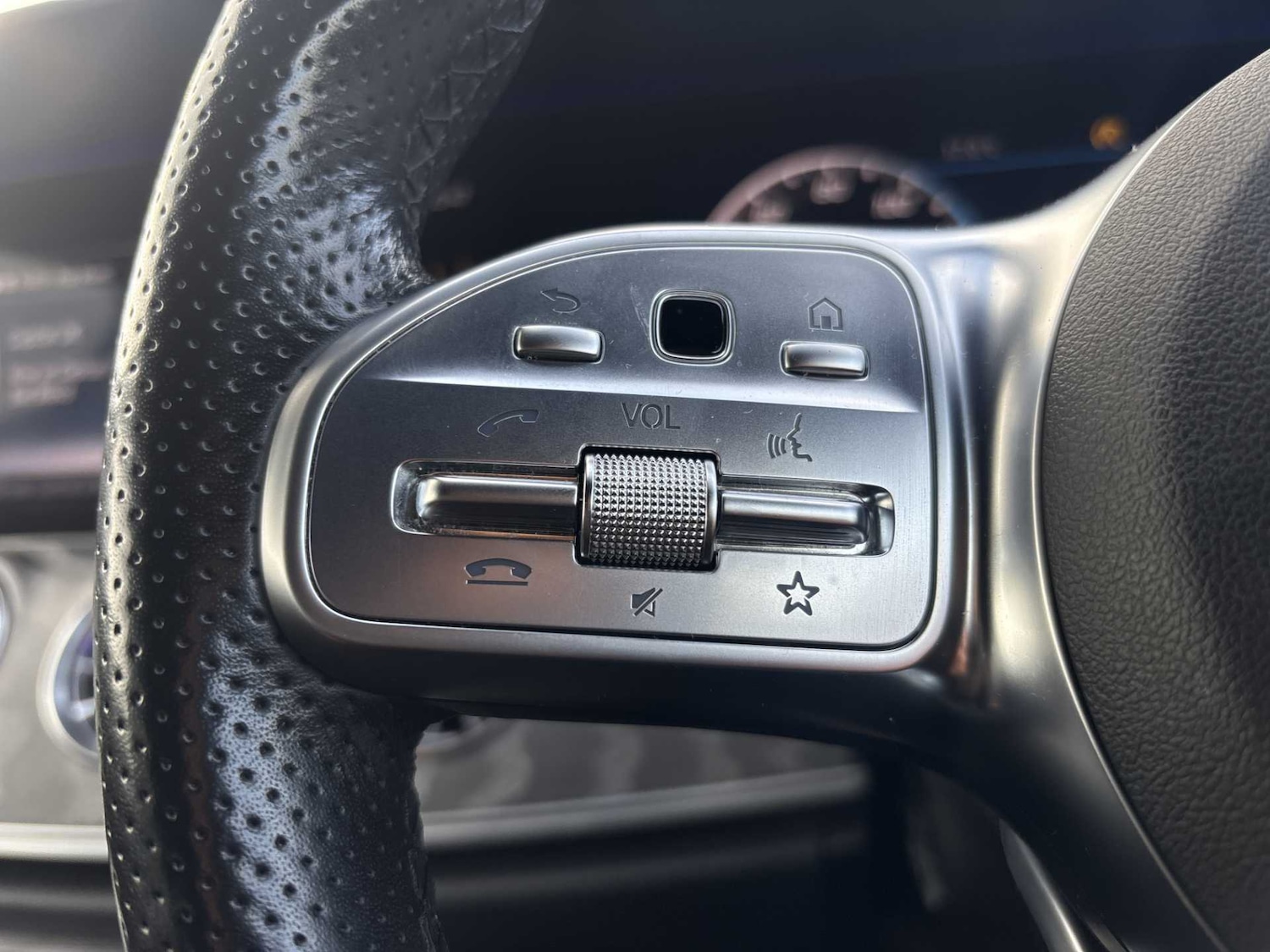 Used Mercedes-Benz CLS 2019 for sale - 76692064: Photo 21