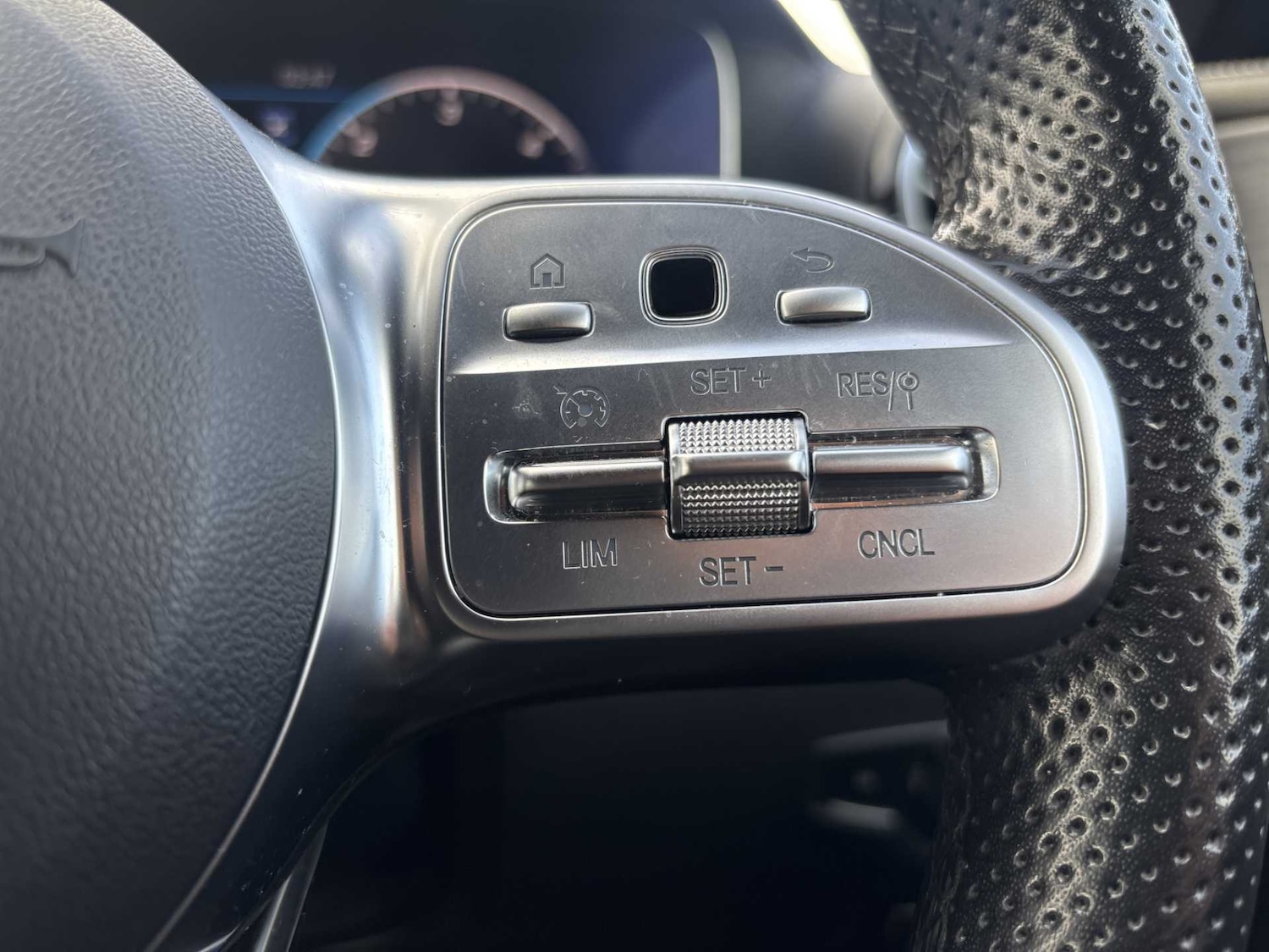 Used Mercedes-Benz CLS 2019 for sale - 76692064: Photo 22