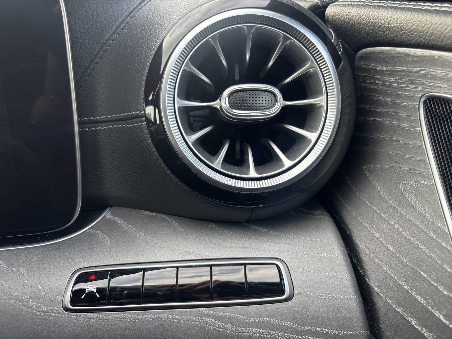 Used Mercedes-Benz CLS 2019 for sale - 76692064: Photo 26