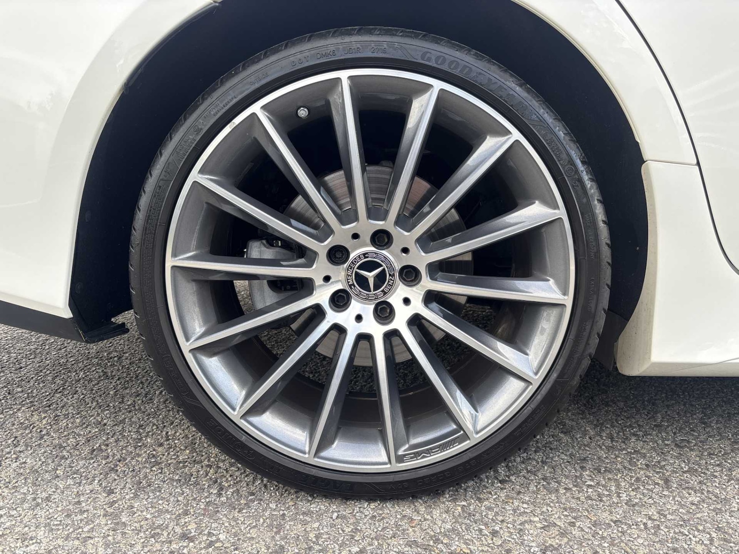 Used Mercedes-Benz CLS 2019 for sale - 76692064: Photo 8