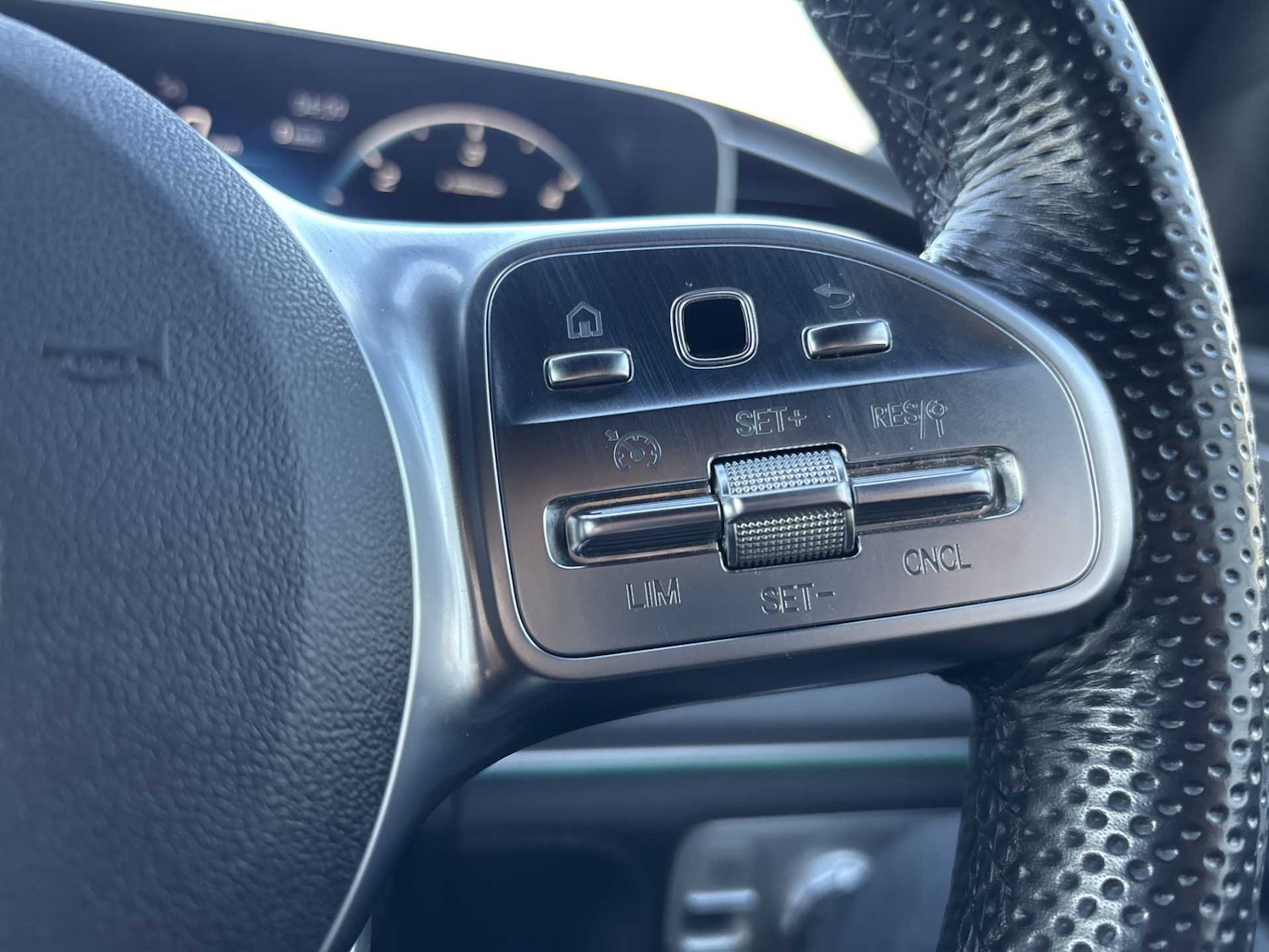 Used Mercedes-Benz GLE 2022 for sale - 76351736: Photo 27