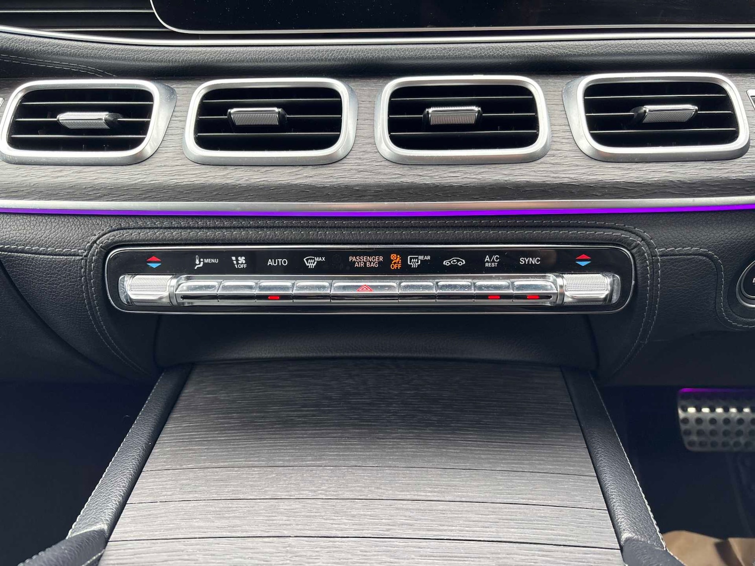 Used Mercedes-Benz GLE 2020 for sale - 77257158: Photo 32