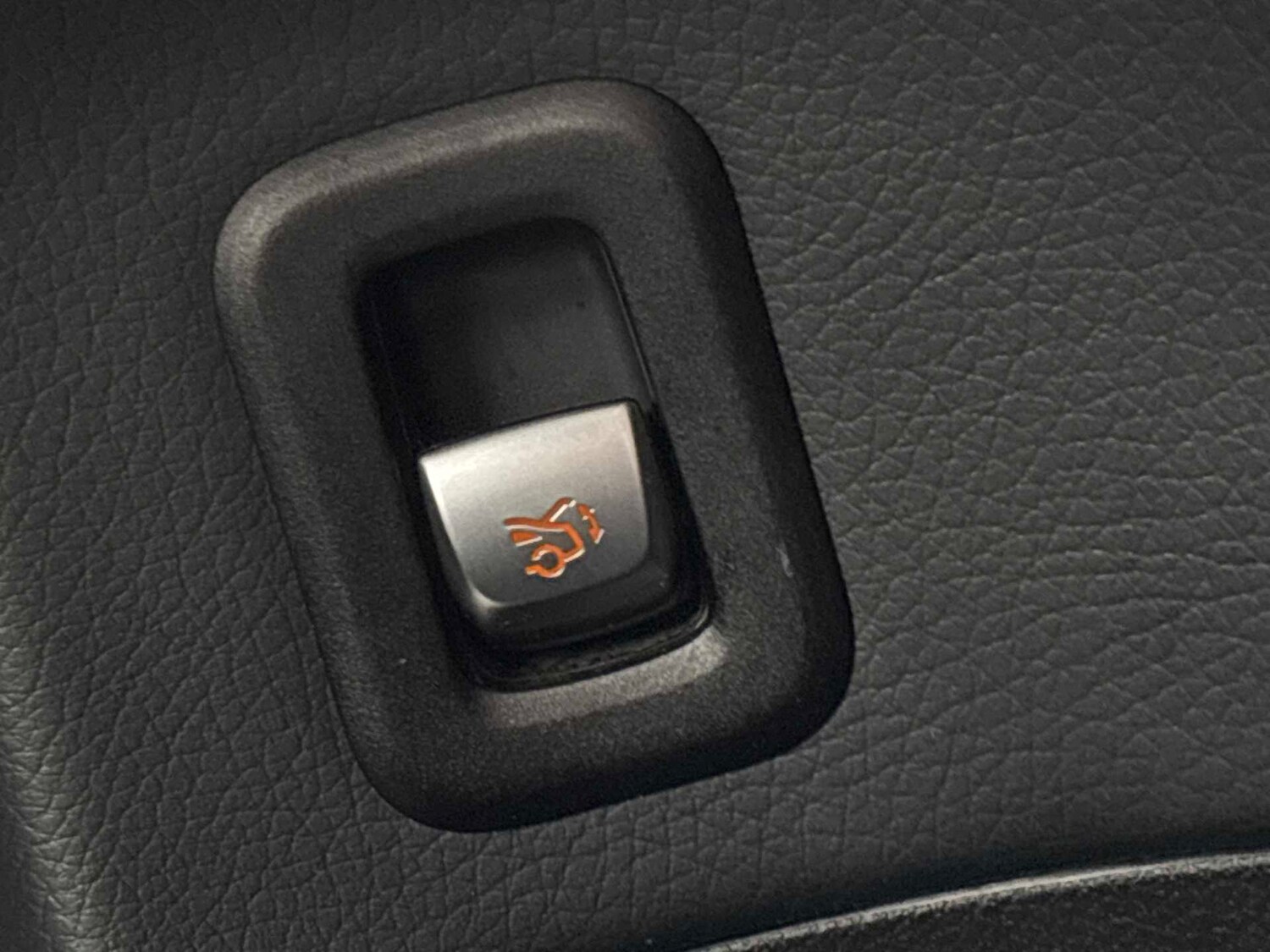 Used Mercedes-Benz EQC 2022 for sale - 78089539: Photo 28