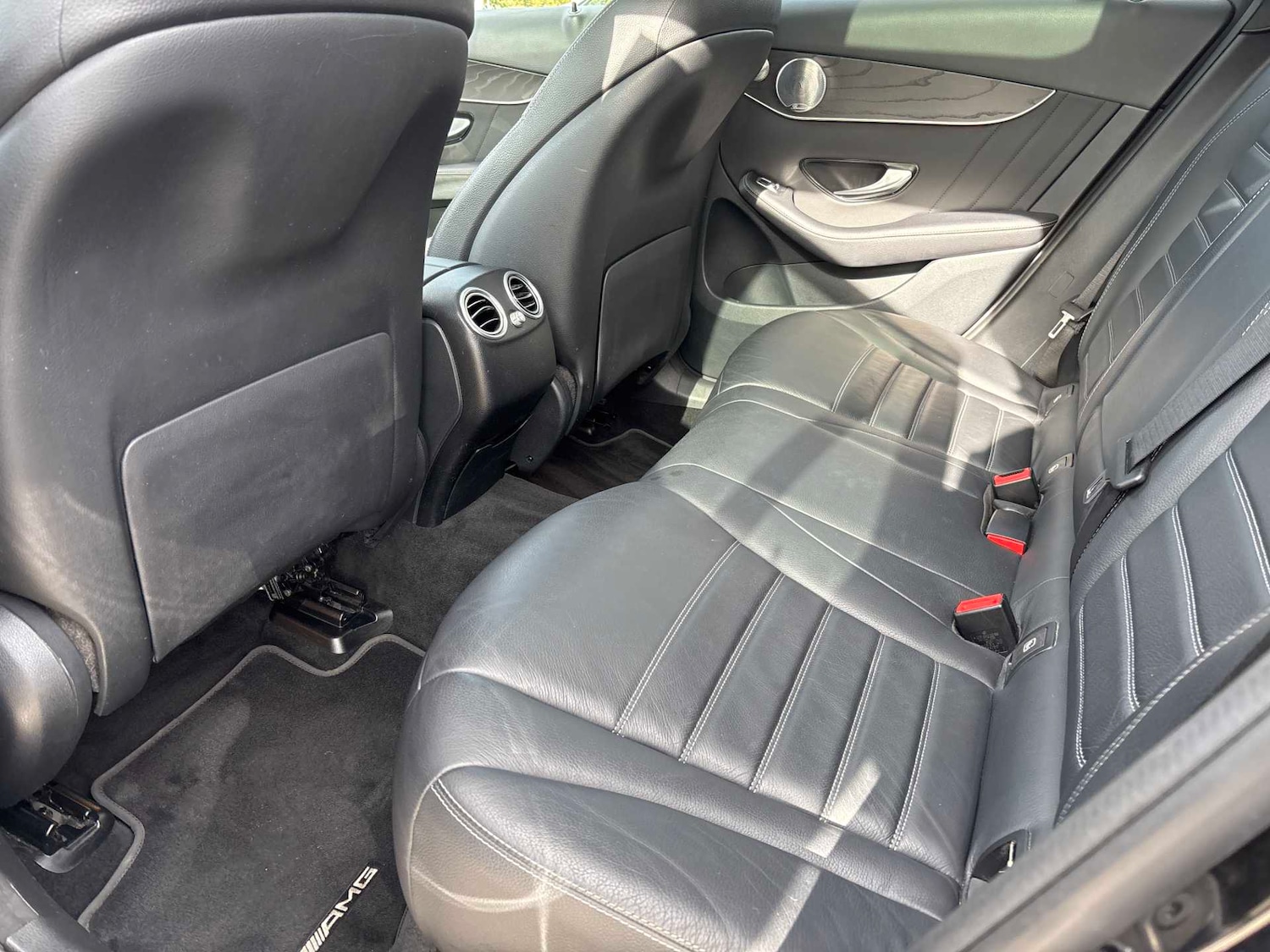 Used Mercedes-Benz GLC 2019 for sale - 76378770: Photo 18