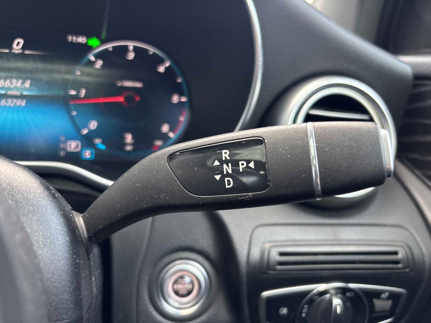 Used Mercedes-Benz GLC 2019 for sale - 76378770: Photo 25