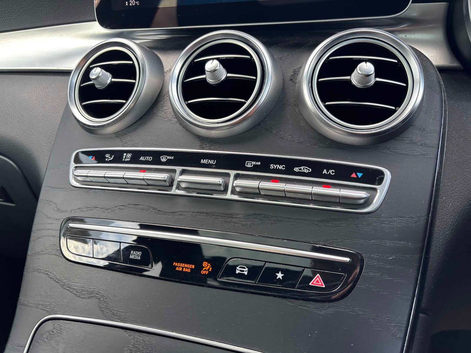 Used Mercedes-Benz GLC 2019 for sale - 76378770: Photo 32