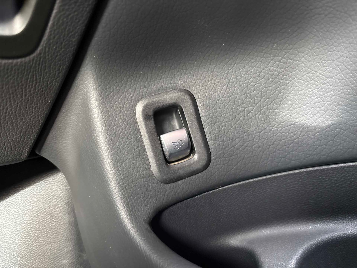 Used Mercedes-Benz GLC 2022 for sale - 77333845: Photo 28