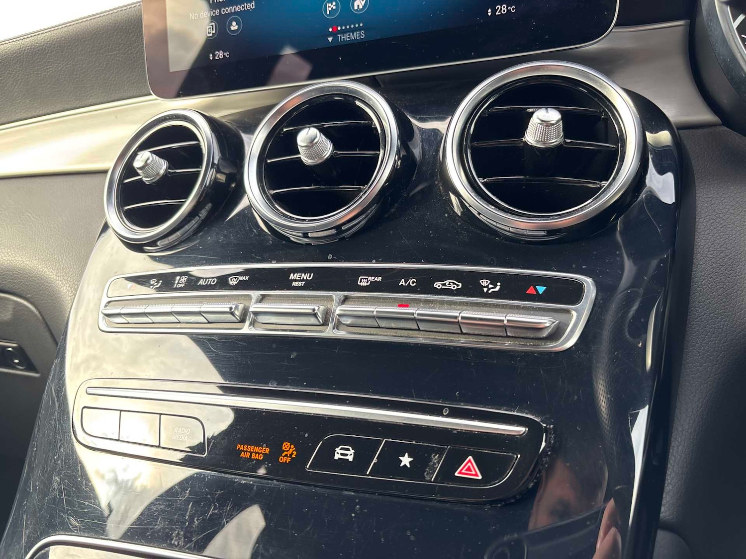 Used Mercedes-Benz GLC 2022 for sale - 77333845: Photo 31