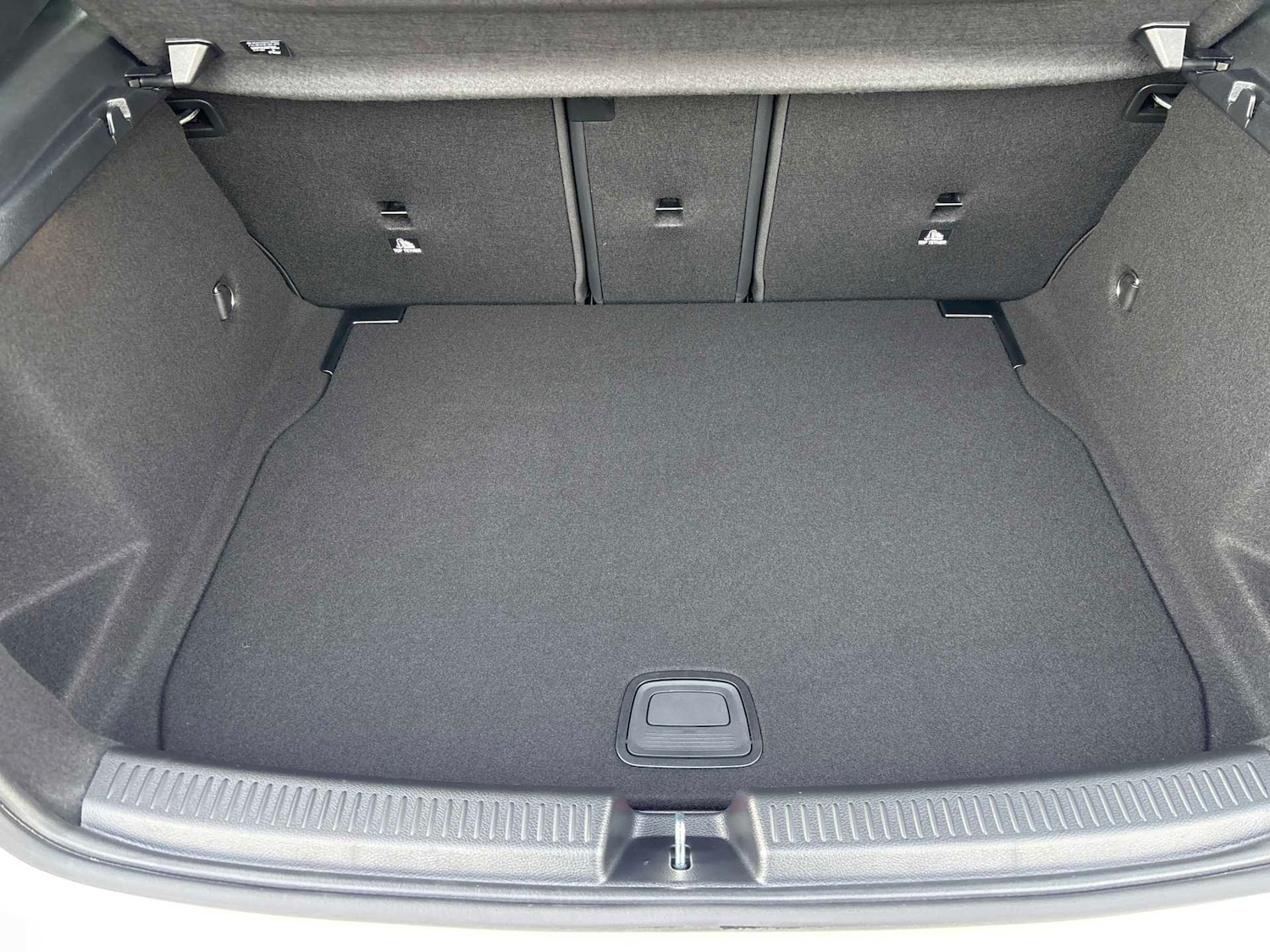 Used Mercedes-Benz A-Class 2024 for sale - 76636646: Photo 7