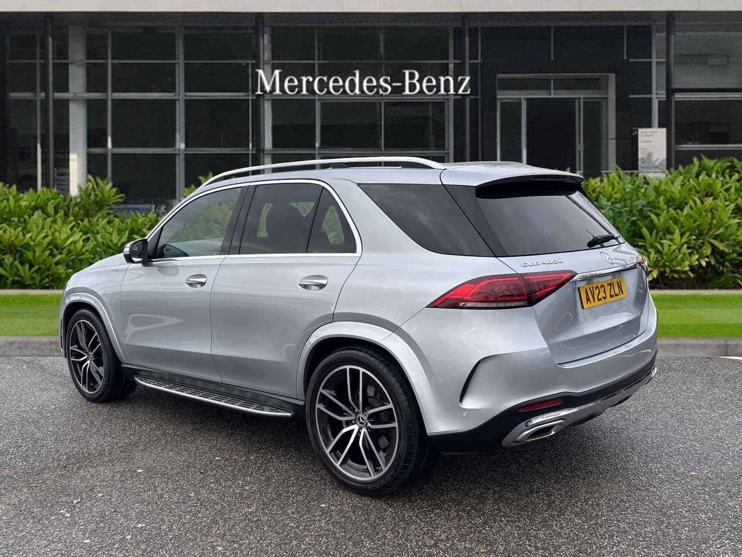 Used Mercedes-Benz GLE 2023 for sale - 76755315: Photo 2