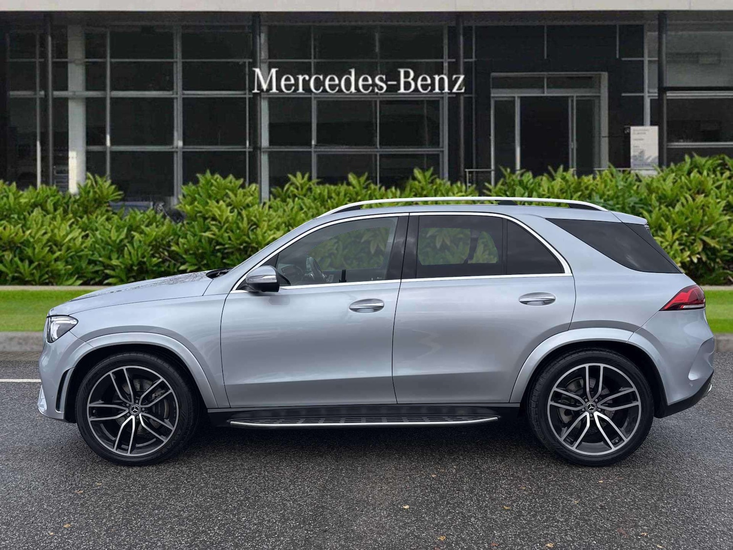 Used Mercedes-Benz GLE 2023 for sale - 76755315: Photo 3