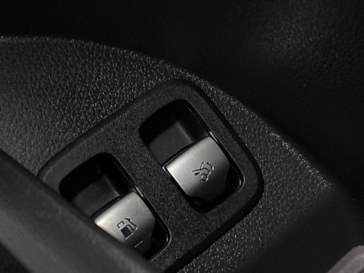 Used Mercedes-Benz GLC 2025 for sale - 77018861: Photo 31