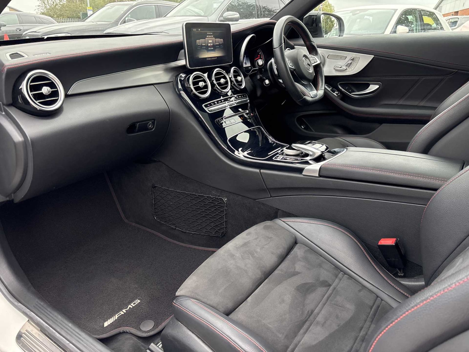 Used Mercedes-Benz C Class 2018 for sale - 76063520: Photo 18