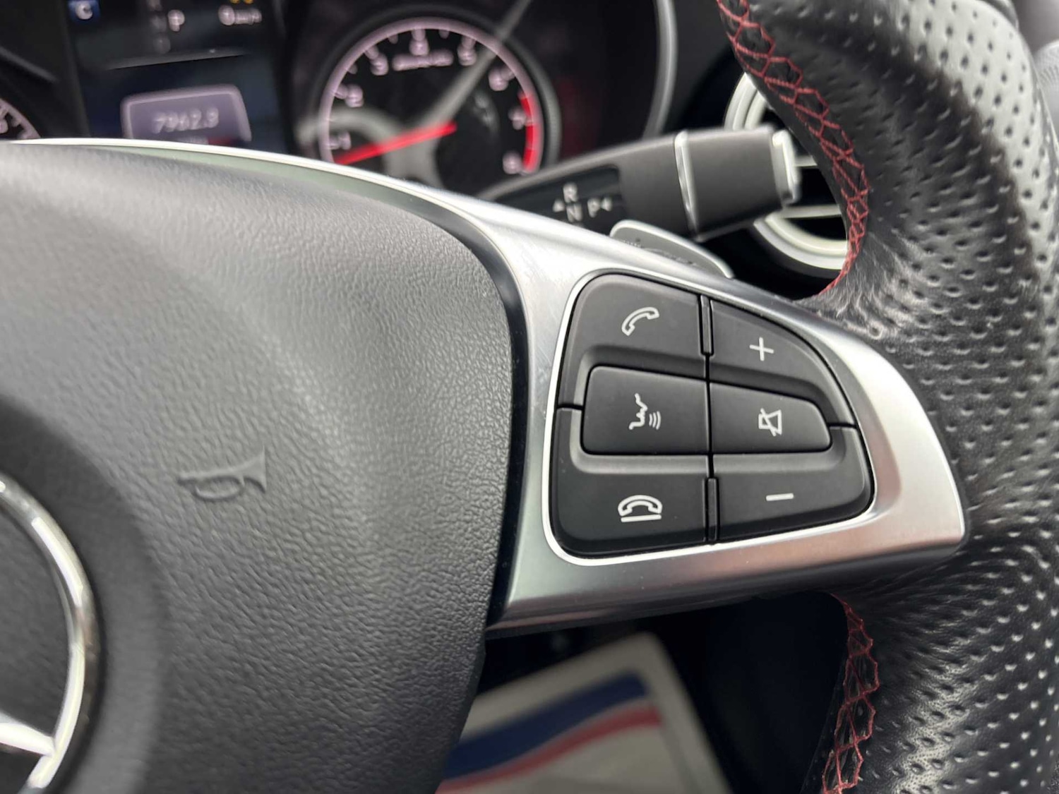 Used Mercedes-Benz C Class 2018 for sale - 76063520: Photo 25