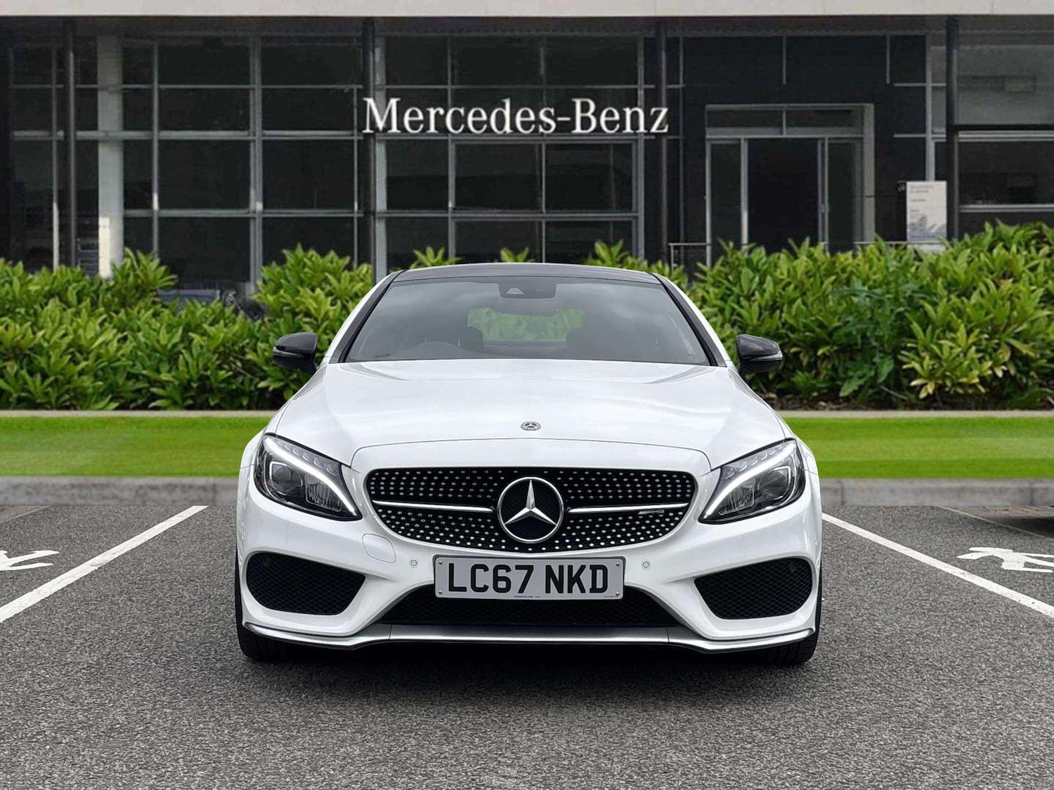 Used Mercedes-Benz C Class 2018 for sale - 76063520: Photo 4