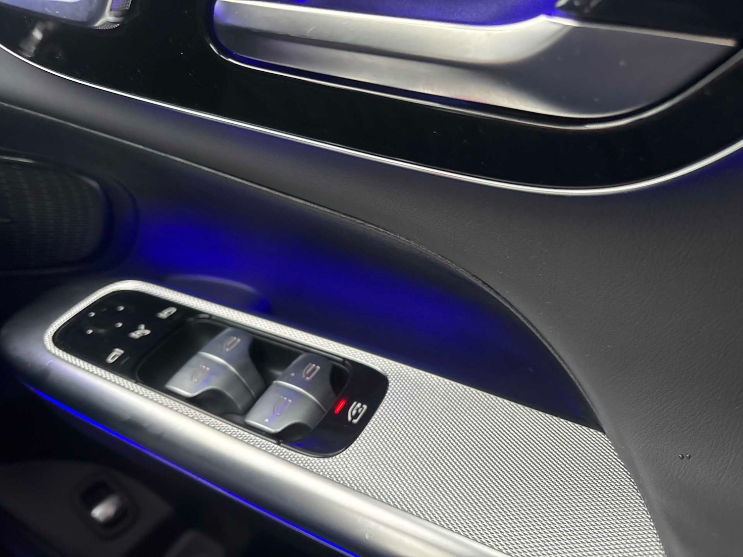 Used Mercedes-Benz GLC 2025 for sale - 77000315: Photo 30