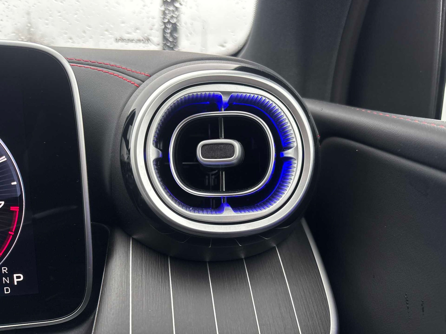 Used Mercedes-Benz GLC 2025 for sale - 77000315: Photo 32