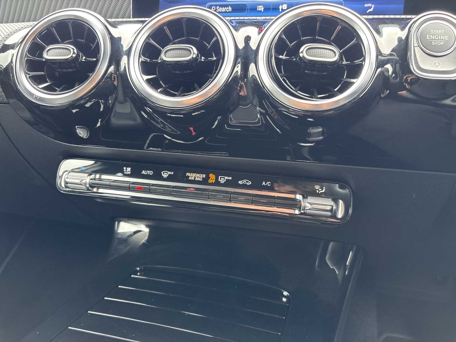 Used Mercedes-Benz A-Class 2025 for sale - 76390659: Photo 32