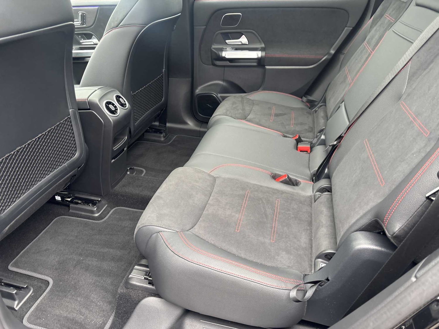 Used Mercedes-Benz EQB 2025 for sale - 76329241: Photo 20