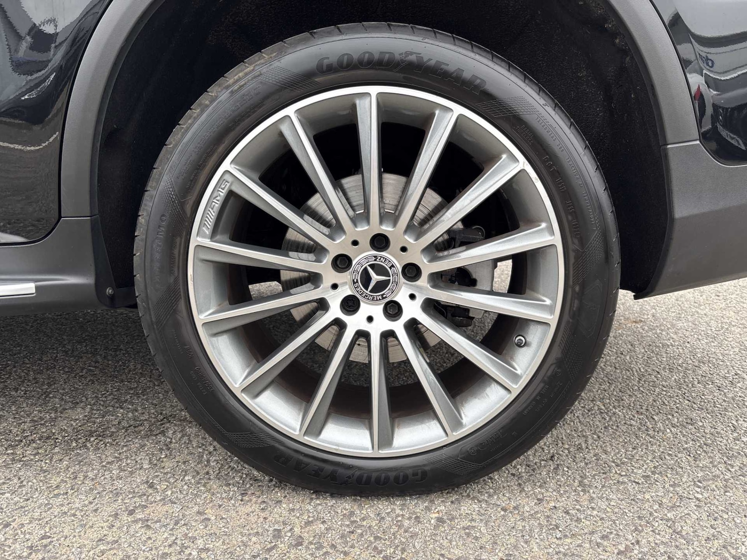 Used Mercedes-Benz GLC 2021 for sale - 76272221: Photo 10