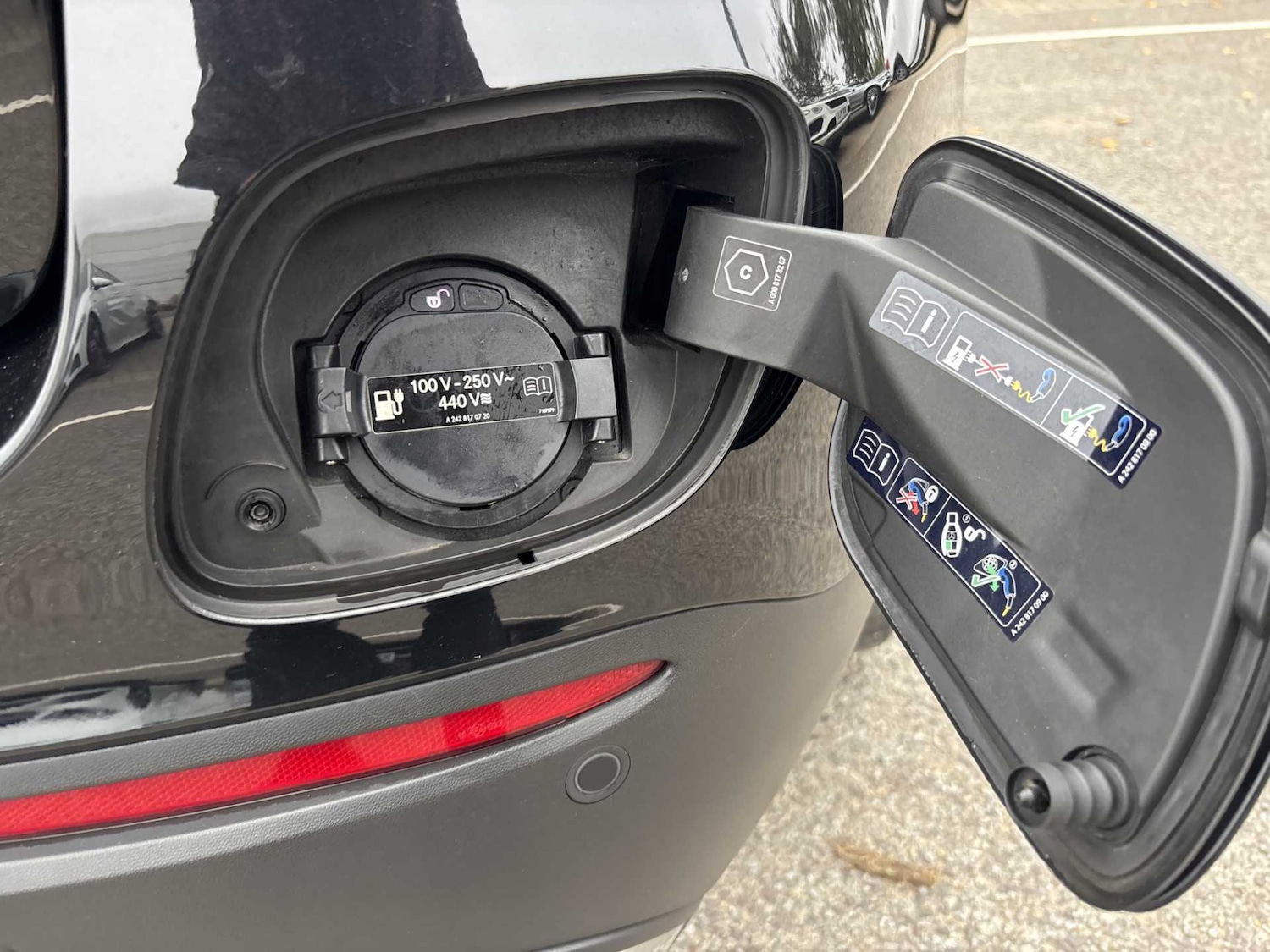 Used Mercedes-Benz GLC 2021 for sale - 76272221: Photo 18