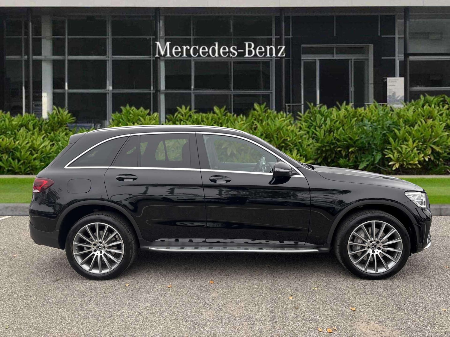 Used Mercedes-Benz GLC 2021 for sale - 76272221: Photo 5