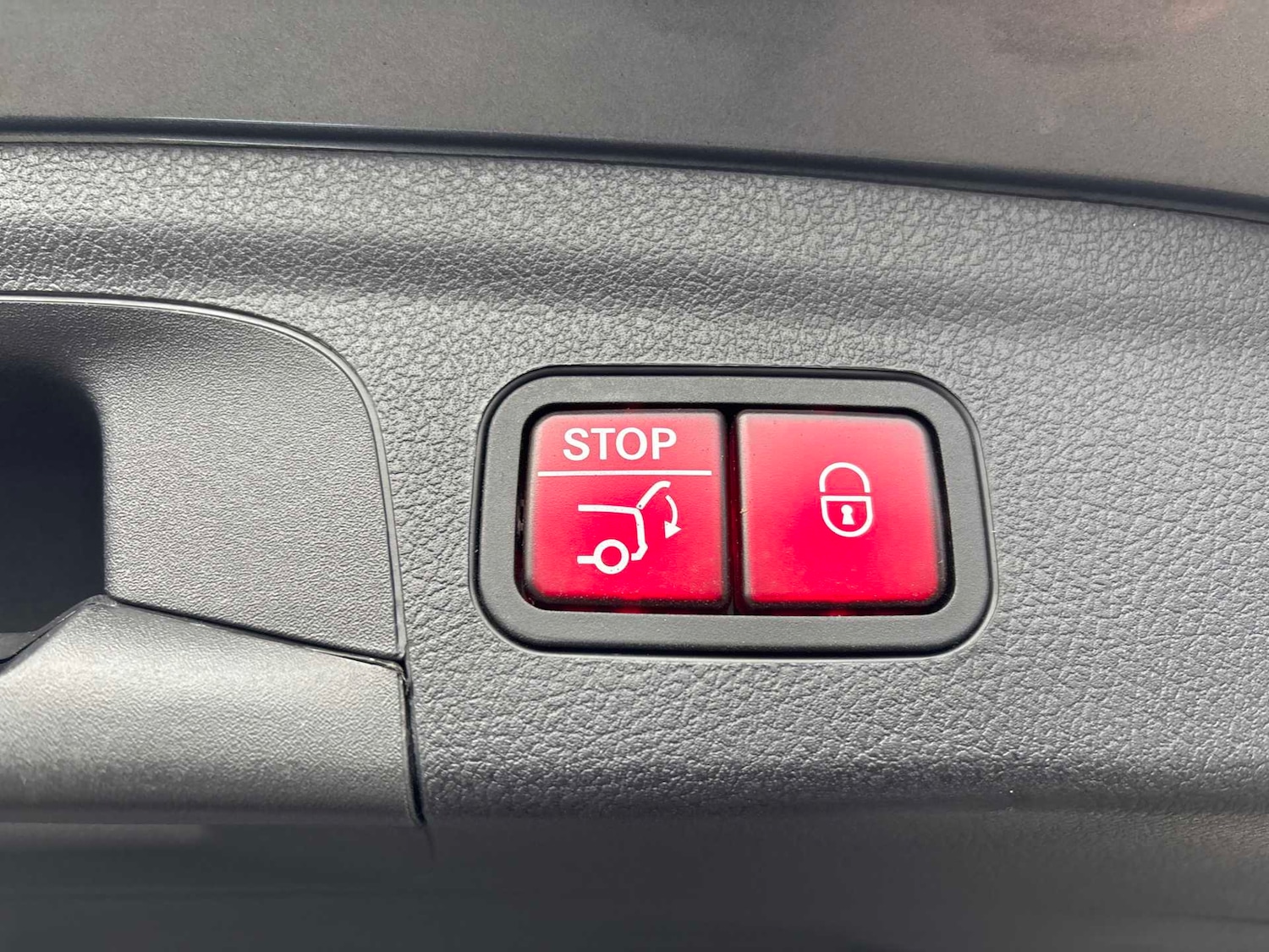 Used Mercedes-Benz GLE 2022 for sale - 76755238: Photo 8