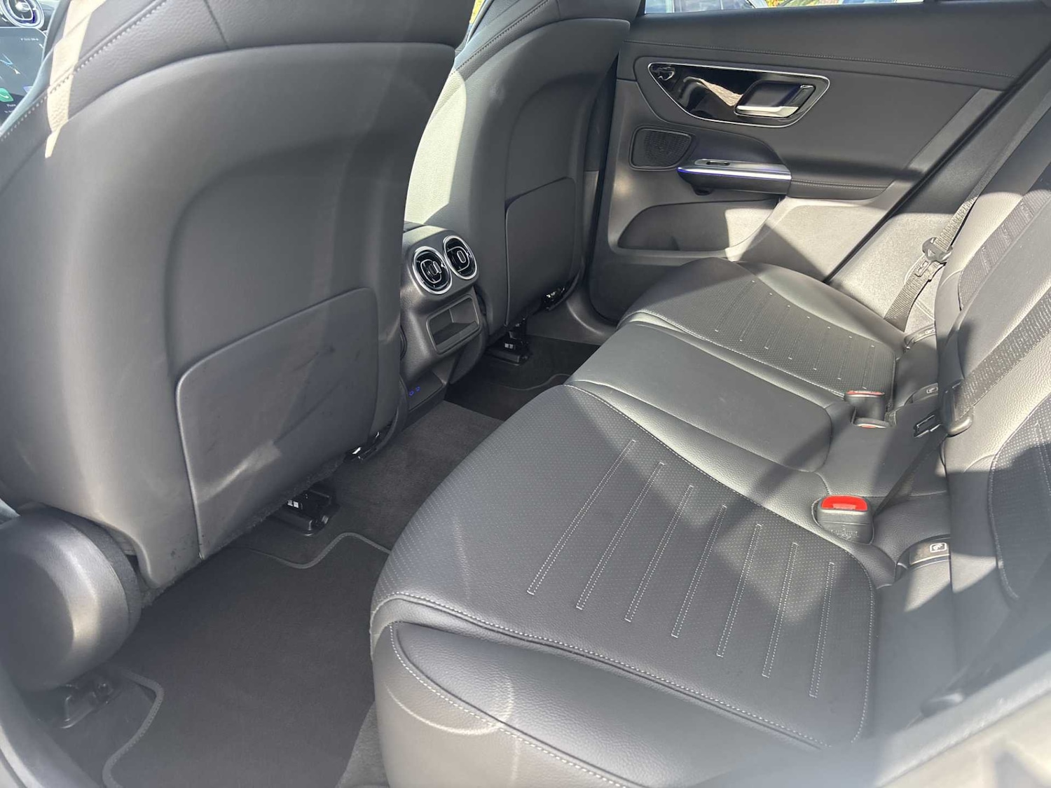 Used Mercedes-Benz GLC 2025 for sale - 75917843: Photo 18