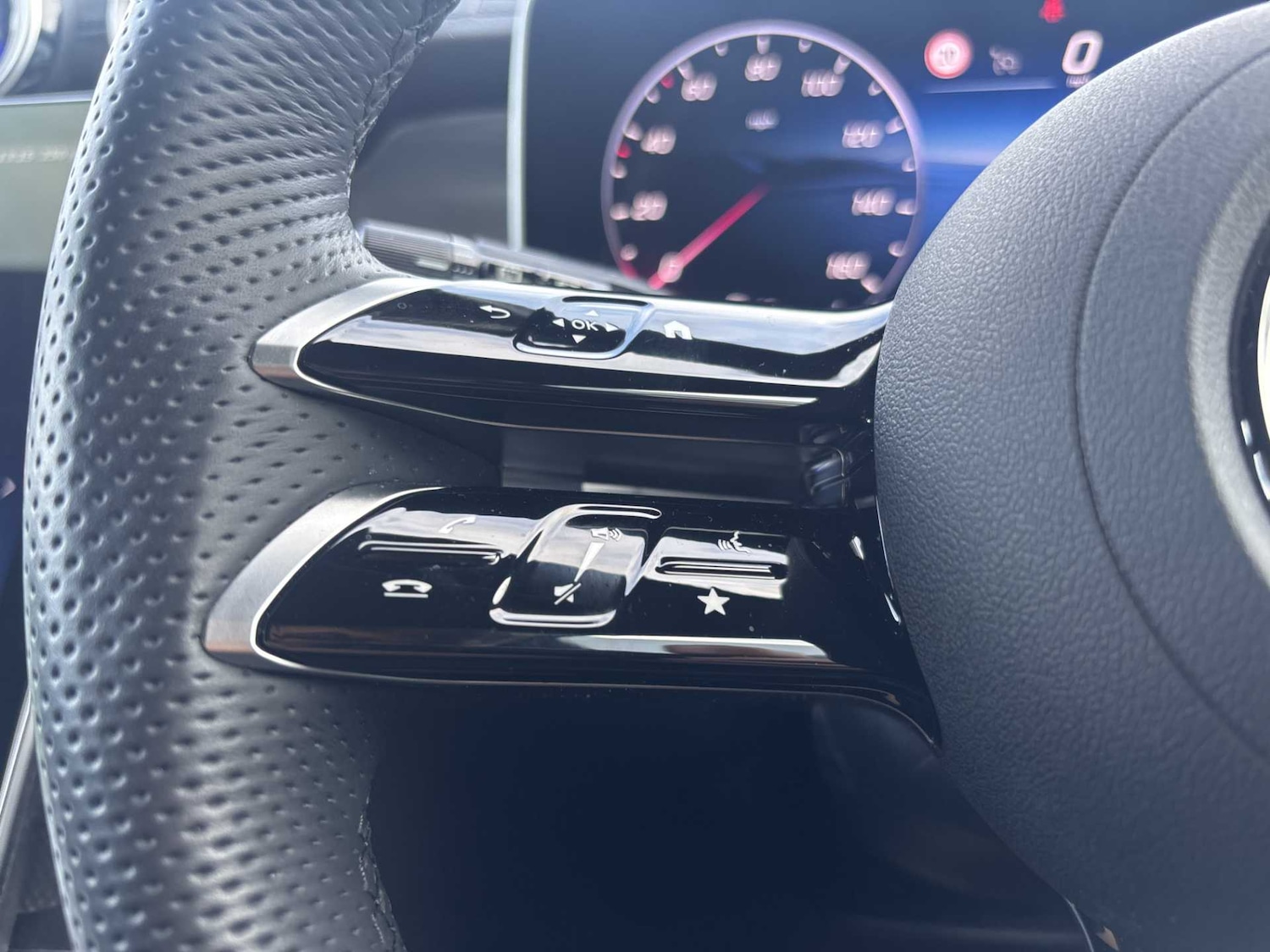 Used Mercedes-Benz GLC 2025 for sale - 75917843: Photo 22