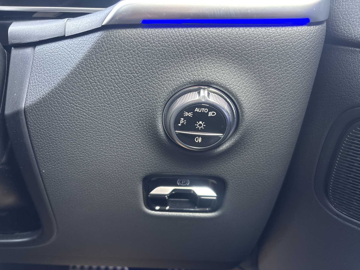 Used Mercedes-Benz GLC 2025 for sale - 75917843: Photo 29