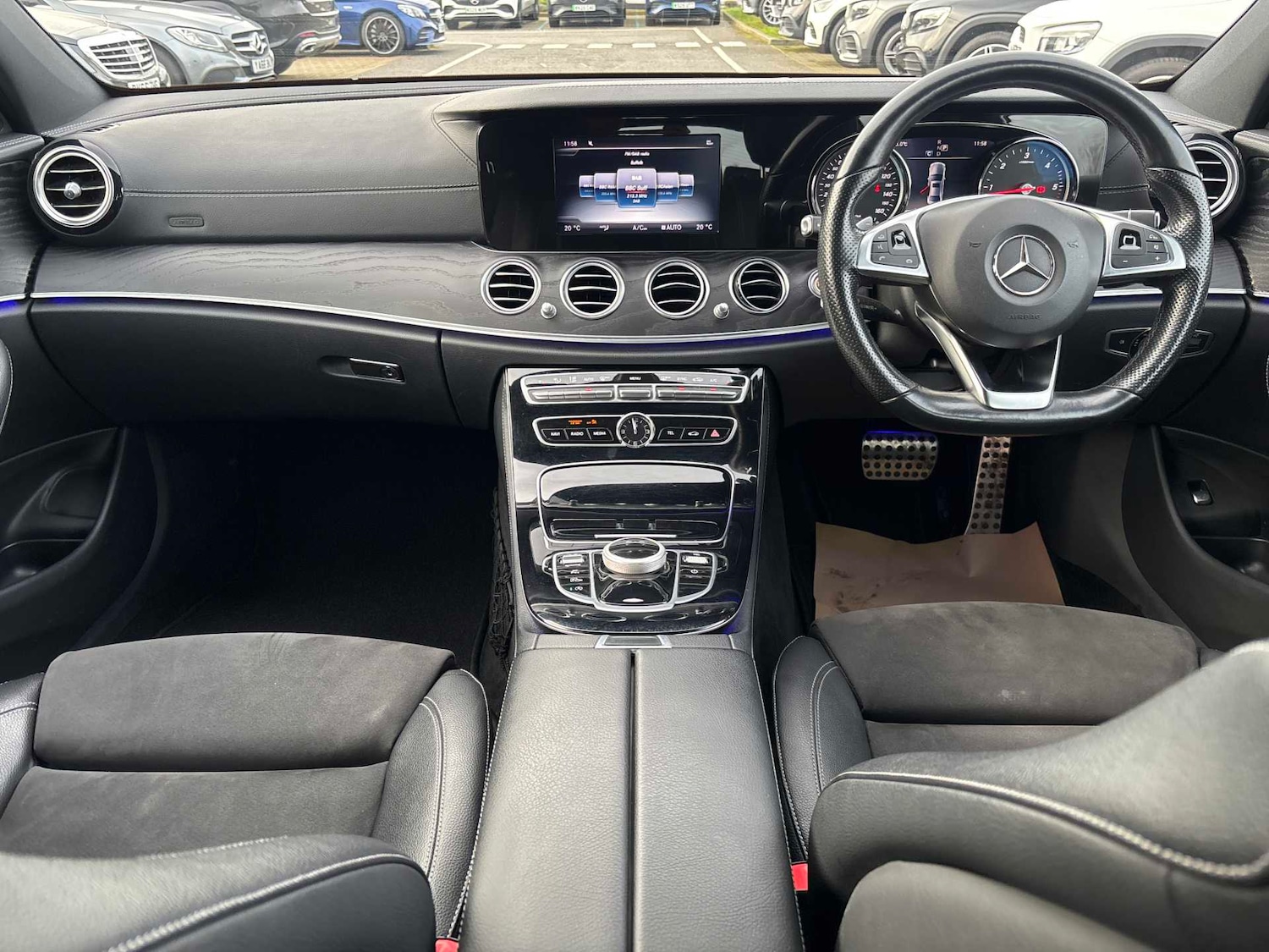 Used Mercedes-Benz E Class 2017 for sale - 76978764: Photo 18