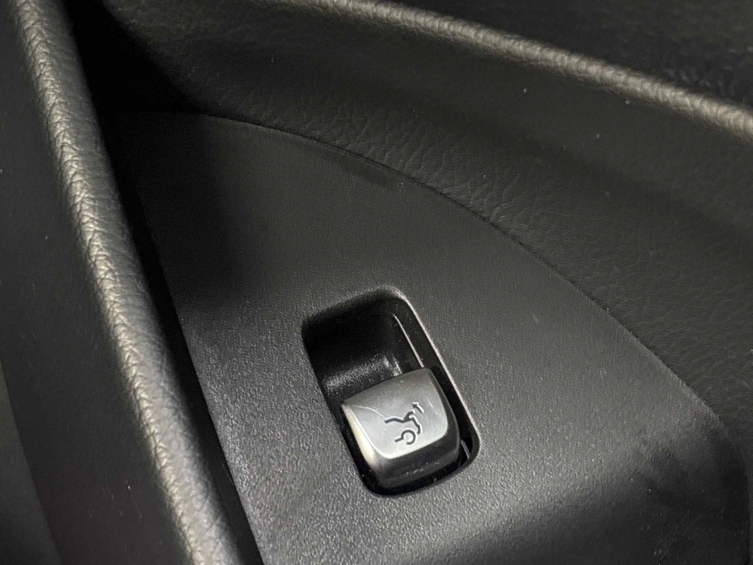 Used Mercedes-Benz E Class 2017 for sale - 76978764: Photo 26