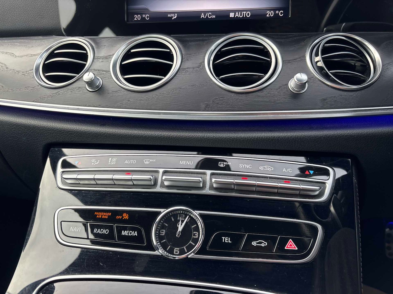 Used Mercedes-Benz E Class 2017 for sale - 76978764: Photo 28